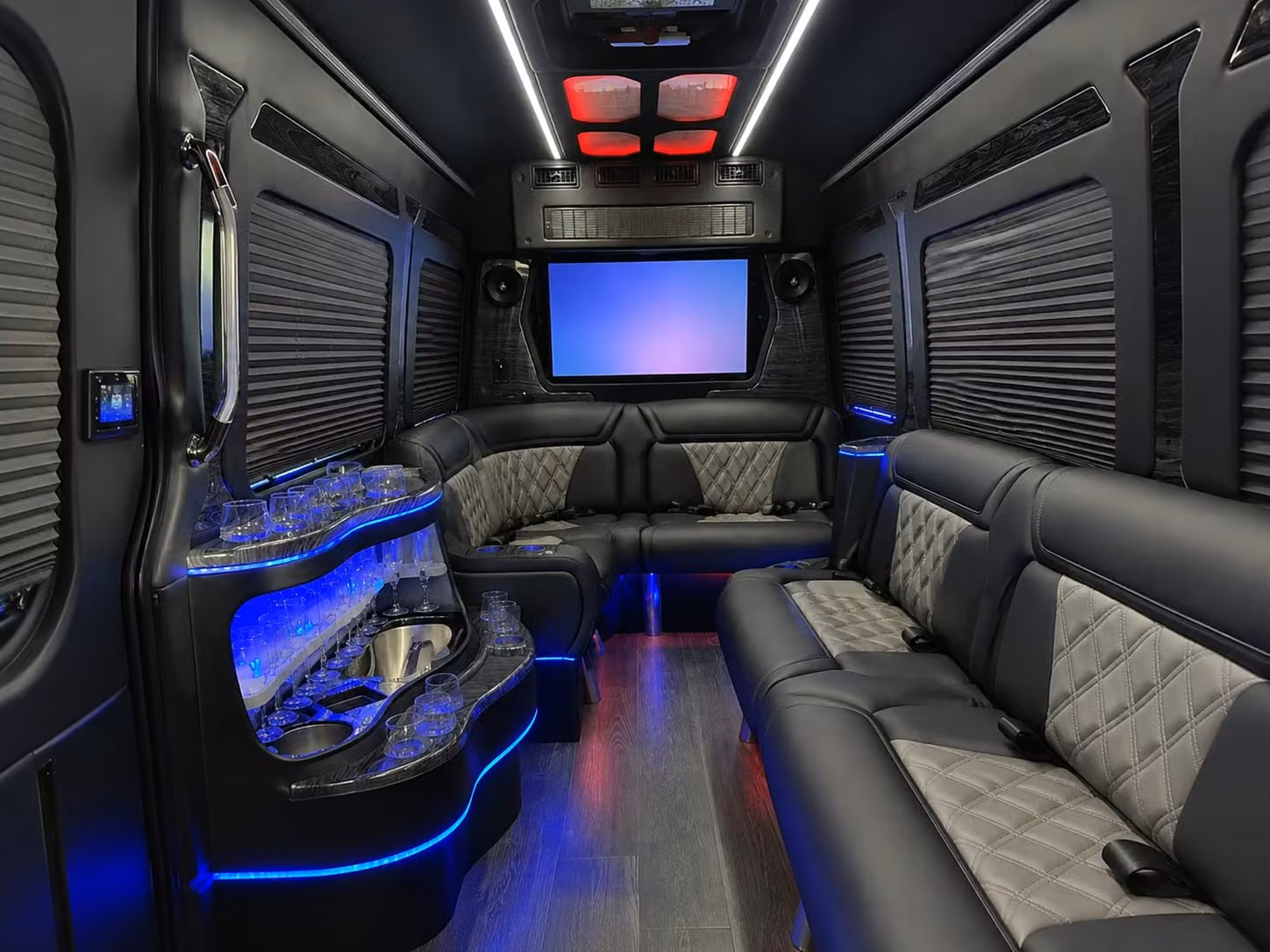 reliable transportation for tempe high school and university field trips